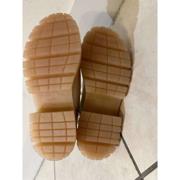 Bershka woman’s boots platform 1.5” white size 40 US 8.5 1239/860/001 3874 - Picture 6 of 8